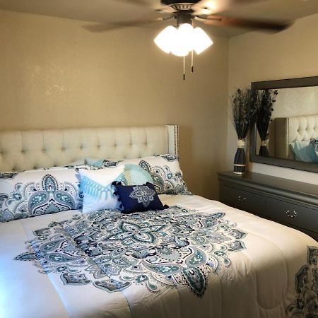 Апартаменты The Rustic @ Paseo De Encinal Dr # 4 Игл-Пасс Экстерьер фото